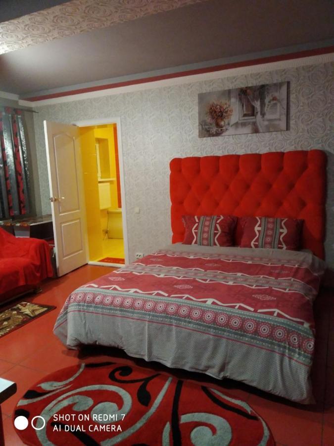 апельсин Apartment *